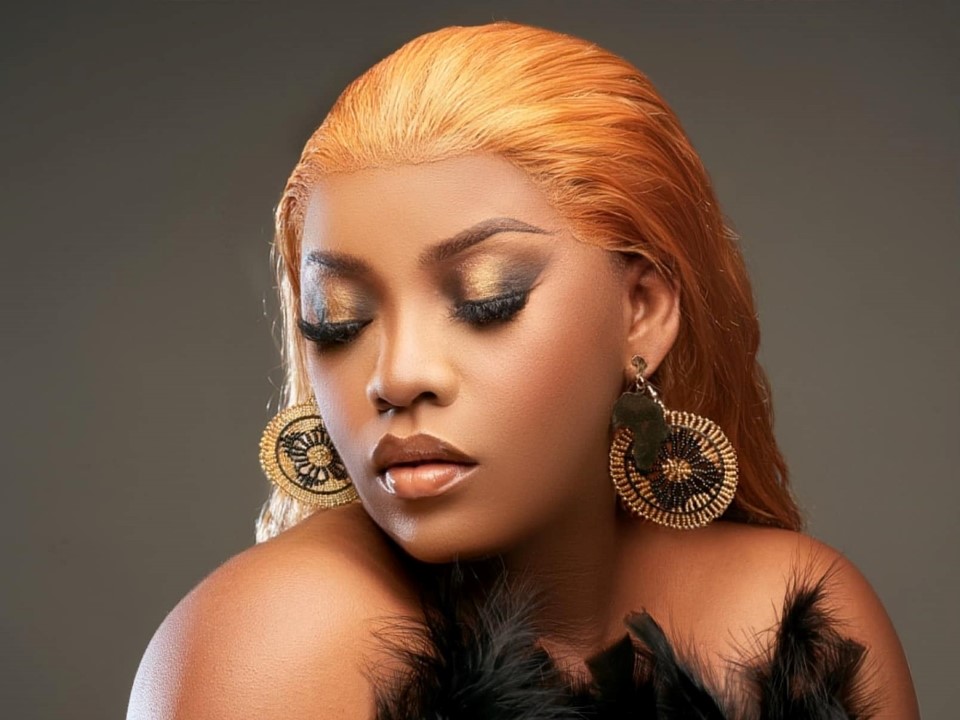 KRYS M; MEILLEUR ARTISTE D&rsquo;AFRIQUE CENTRALE